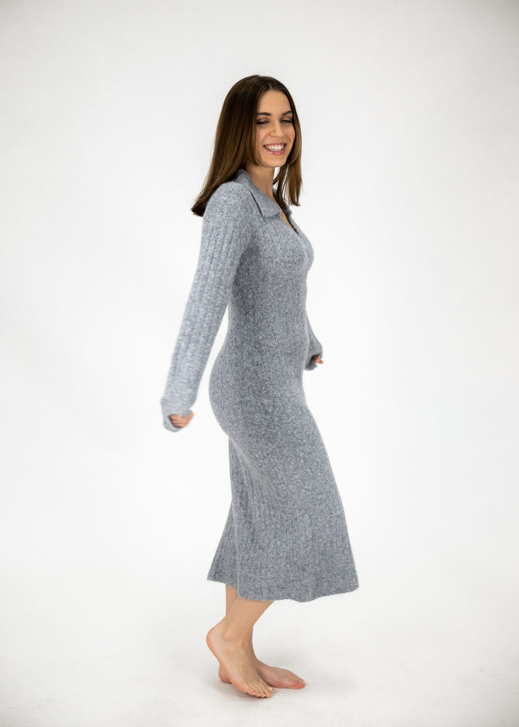 Elegant Ribbed Knit Midi Dress