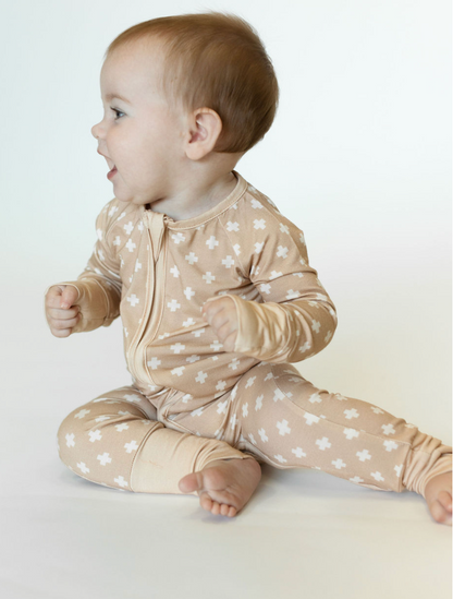 Neutral Criss Cross Sleeper